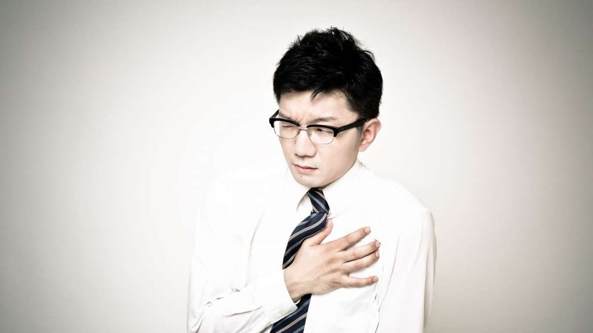 心肌梗塞 是一種冠狀動脈硬化的「血管阻塞性」心臟病。(示意圖非本人/pakutaso) 心肌梗塞 是一種冠狀動脈硬化的「血管阻塞性」心臟病。(示意圖非本人/pakutaso)