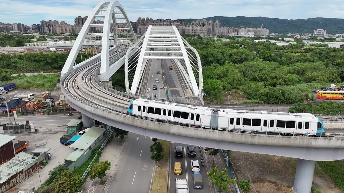 新北捷運三鶯線預計最快將在明(2026)年上半年通車,將串聯鶯歌、三峽、土城,並連接至板南線捷運。(示意圖/新北市政府提供) 新北捷運三鶯線預計最快將在明(2026)年上半年通車,將串聯鶯歌、三峽、土城,並連接至板南線捷運。(示意圖/新北市政府提供)