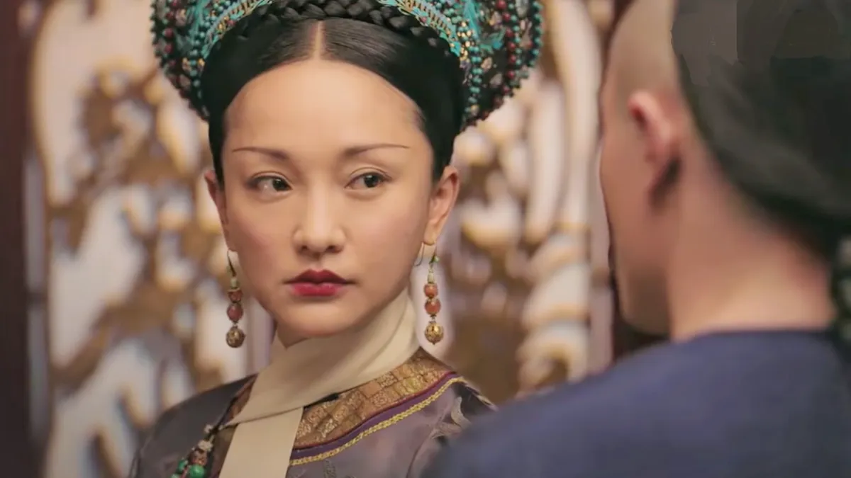 在《如意傳》結局中,如懿平靜地離世、乾隆皇帝則是陷入無限的悔恨中。但真相往往沒有戲劇淒美,歷史上乾隆更狠心,在烏拉那拉氏死後也不讓她有善終(圖/取自youtube)