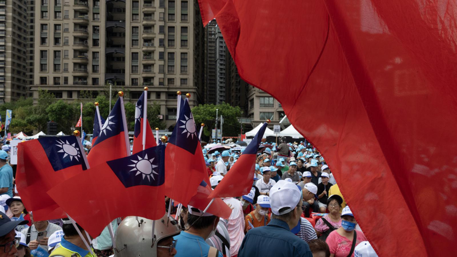 觀點投書:當「中華民國」連同「台灣人」一併成了政客的「尿壺」