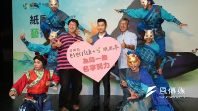 由紙風車劇團改編自經典本土漫畫的《諸葛四郎》兒童劇場,將於本月正式開演,並於7日舉行角色曝光記者會。(顏麟宇攝)