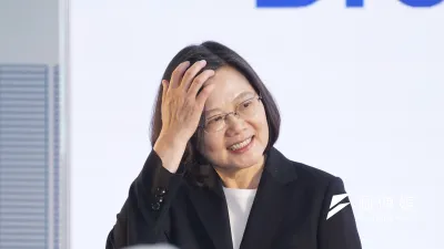 作者指出,國民黨與民進黨劍宗式微,或許是民進黨革命派發展的契機。(資料照,盧逸峰攝)