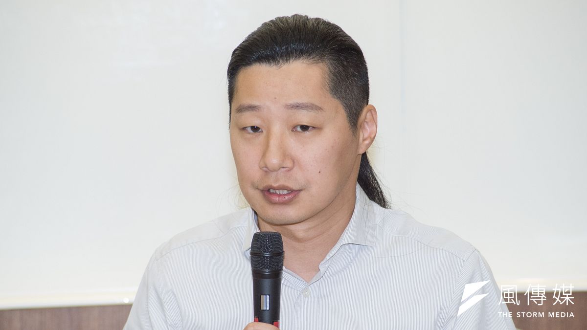 立法院新會期今進行小黨黨團的委員會抽籤,時代力量立委林昶佐抽中內政委員會。(資料照,甘岱民攝) 立法院新會期今進行小黨黨團的委員會抽籤,時代力量立委林昶佐抽中內政委員會。(資料照,甘岱民攝)