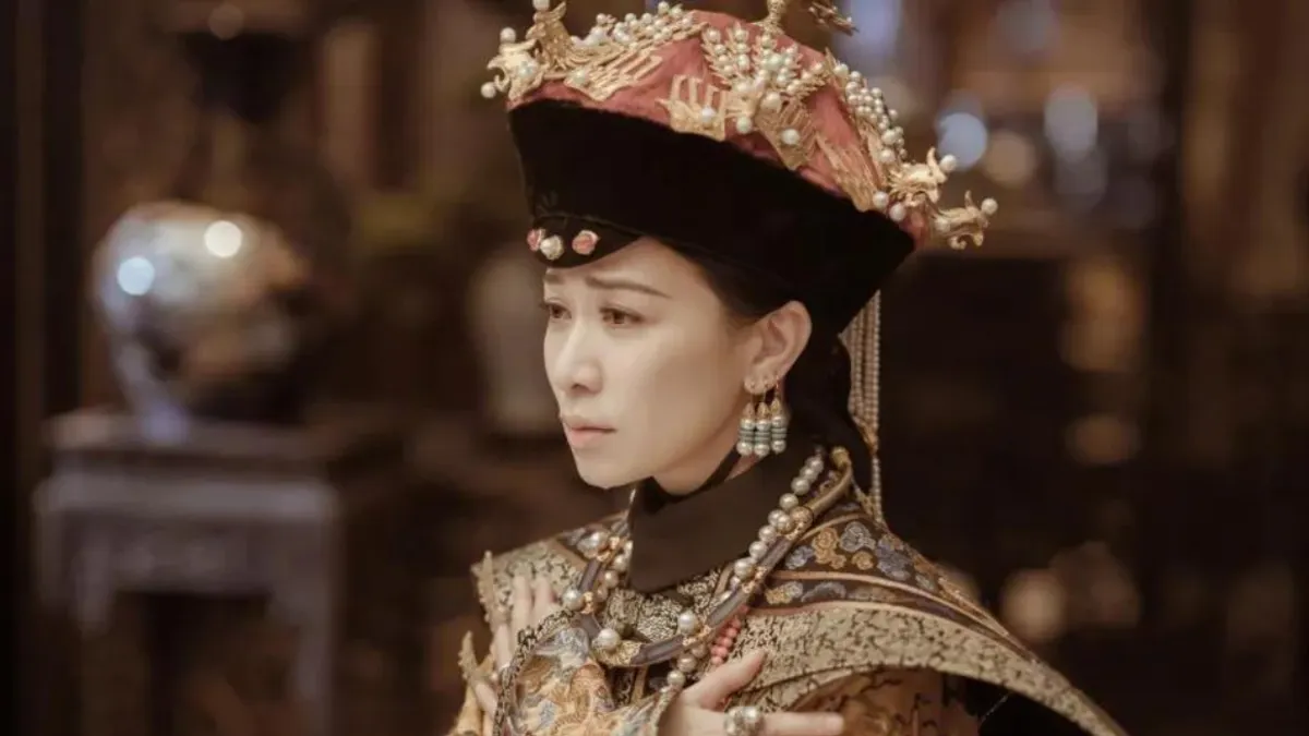 妃嬪一旦過世,生前由皇帝賞賜的財物將由內務府回收,重新分配給他人,突顯清宮制度的嚴格與冷酷。(示意圖/取自IMDB) 妃嬪一旦過世,生前由皇帝賞賜的財物將由內務府回收,重新分配給他人,突顯清宮制度的嚴格與冷酷。(示意圖/取自IMDB)
