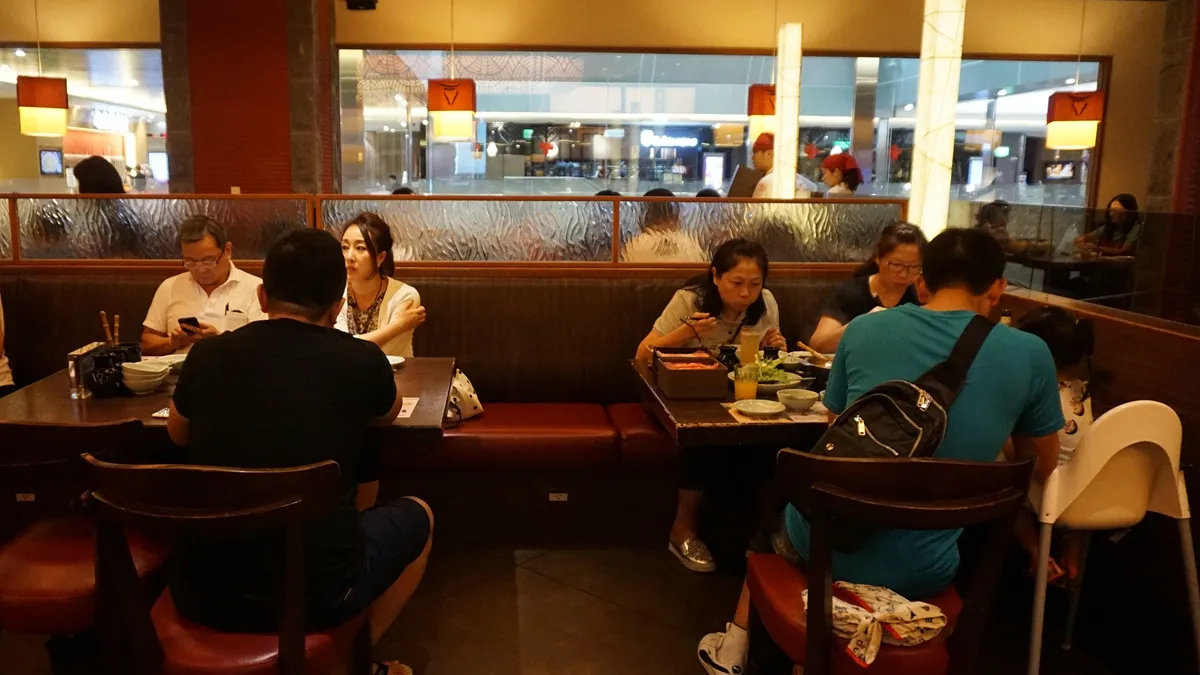 南紡購物中心父親節聚餐 推優惠抽機票