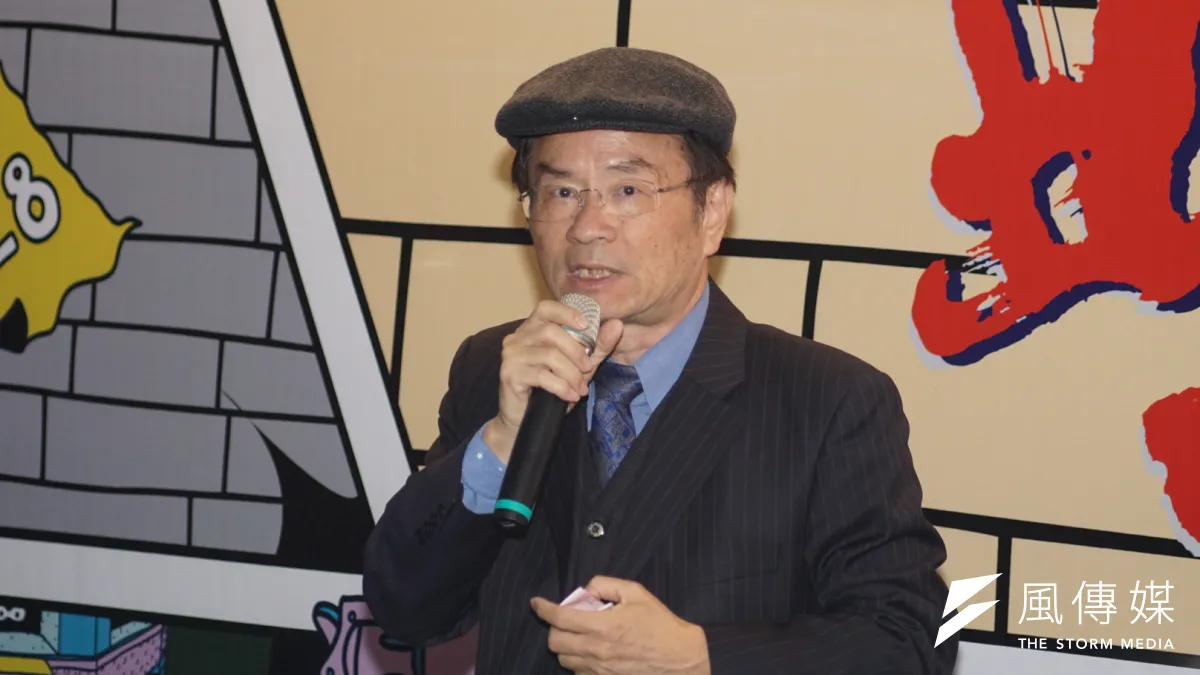 陳儀深則提醒:「中華民族不是真的,不存在,孫中山定義的『漢滿蒙回藏』更籠統……那是建構的,不是一個時代的概念,那是政治性的,為了中華民國存在的。」(盧逸峰攝)