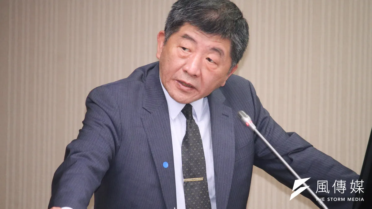 衛福部長陳時中(見圖)出任中央流行疫情指揮中心指揮官至今已超過1年,隨著本土疫情,指揮中心各項決策也備受民眾討論。(資料照,蔡親傑攝)