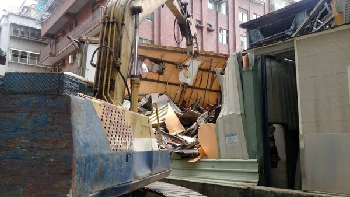 違章建築經通報,最終只能接受被拆除的宿命。(圖/好房網提供)