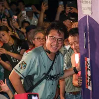 2026年統一地方選挙が迫る中、民進党の台北市長候補、沈伯洋氏(中央)が巻き起こした「洋流」が勢いを増し、再選を目指す蒋万安市長に迫っている。(資料写真、劉偉宏撮影) 2026年統一地方選挙が迫る中、民進党の台北市長候補、沈伯洋氏(中央)が巻き起こした「洋流」が勢いを増し、再選を目指す蒋万安市長に迫っている。(資料写真、劉偉宏撮影)