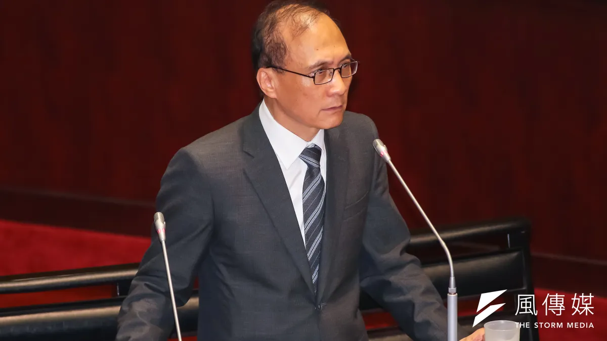 因應英國脫歐公投通過,行政院長林全24日傍晚召開跨部會財經會議,指示財經部會密切注意歐美股匯市後續發展。(顏麟宇攝)