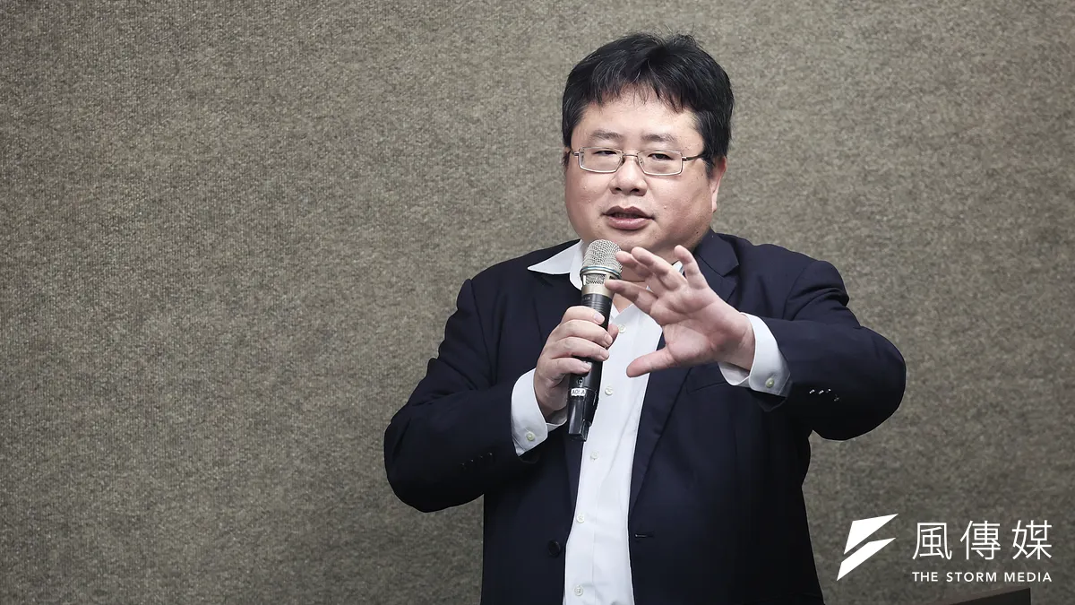 印太戦略智庫執行長の矢板明夫氏(写真)は、『風傳媒』の番組『下班瀚你聊』で、日本の高市早苗首相の最近の発言に関して個人の意見を述べた。(写真/劉偉宏撮影)