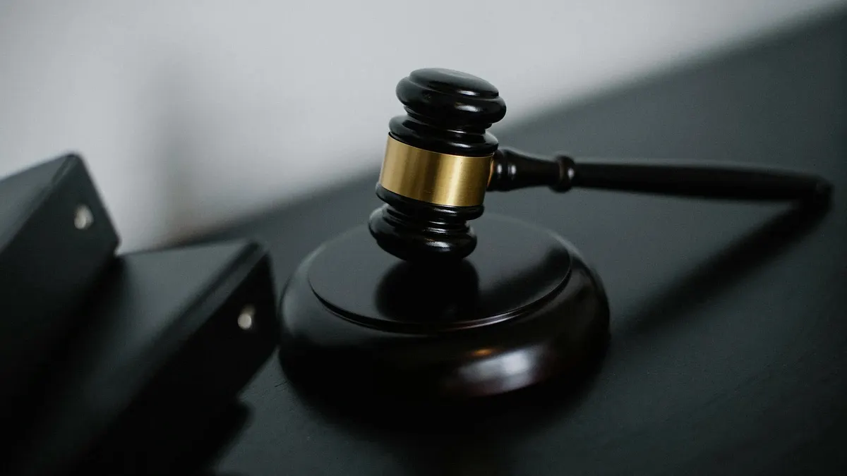 美國法院明文規定,共有11項英文名字因涉及宗教、政治、品牌名稱或符號格式,禁止登記為合法姓名。(示意圖/取自pexels) 美國法院明文規定,共有11項英文名字因涉及宗教、政治、品牌名稱或符號格式,禁止登記為合法姓名。(示意圖/取自pexels)