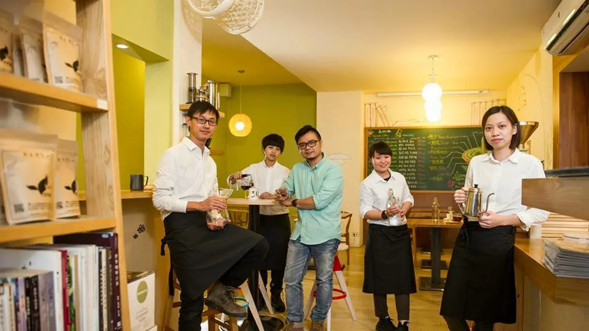 雖然咖啡不是本土飲品,但台灣卻出了許多世界級的咖啡人才(圖/Caf'e 自然醒@facebook) 雖然咖啡不是本土飲品,但台灣卻出了許多世界級的咖啡人才(圖/Caf'e 自然醒@facebook)