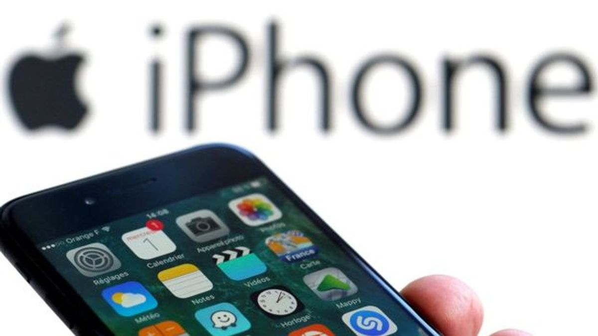 蘋果高檔手機在印度的銷售量迅速上升。(BBC中文網) 蘋果高檔手機在印度的銷售量迅速上升。(BBC中文網)