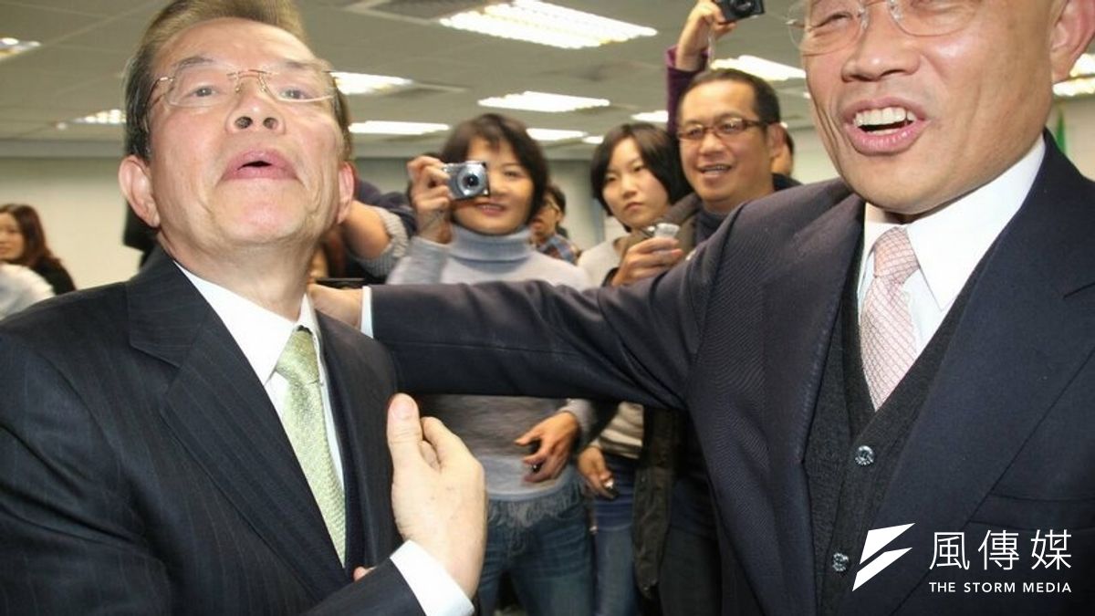 民進黨秘書長林錫耀表示,由於上週中執會已決議,將在野整合相關提案,送黨內3月13日舉行「選舉對策委員會」研議。(民進黨記者聯誼會提供) 民進黨秘書長林錫耀表示,由於上週中執會已決議,將在野整合相關提案,送黨內3月13日舉行「選舉對策委員會」研議。(民進黨記者聯誼會提供)