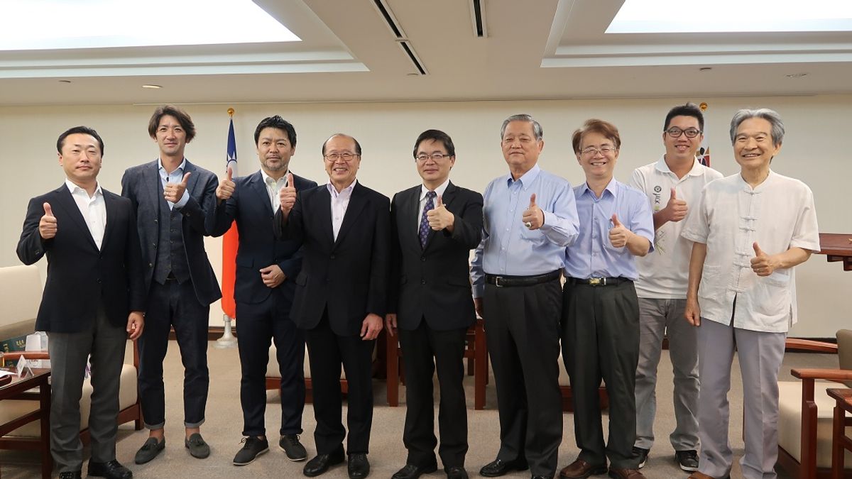 日本仙台七夕足球隊拜訪臺南市。 (圖/台南市體育處提供) 日本仙台七夕足球隊拜訪臺南市。 (圖/台南市體育處提供)