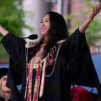 中国青島出身でアメリカのハーバード大学卒業生代表である蒋雨融(Yurong "Luanna" Jiang)さん。(AP通信) 中国青島出身でアメリカのハーバード大学卒業生代表である蒋雨融(Yurong "Luanna" Jiang)さん。(AP通信)