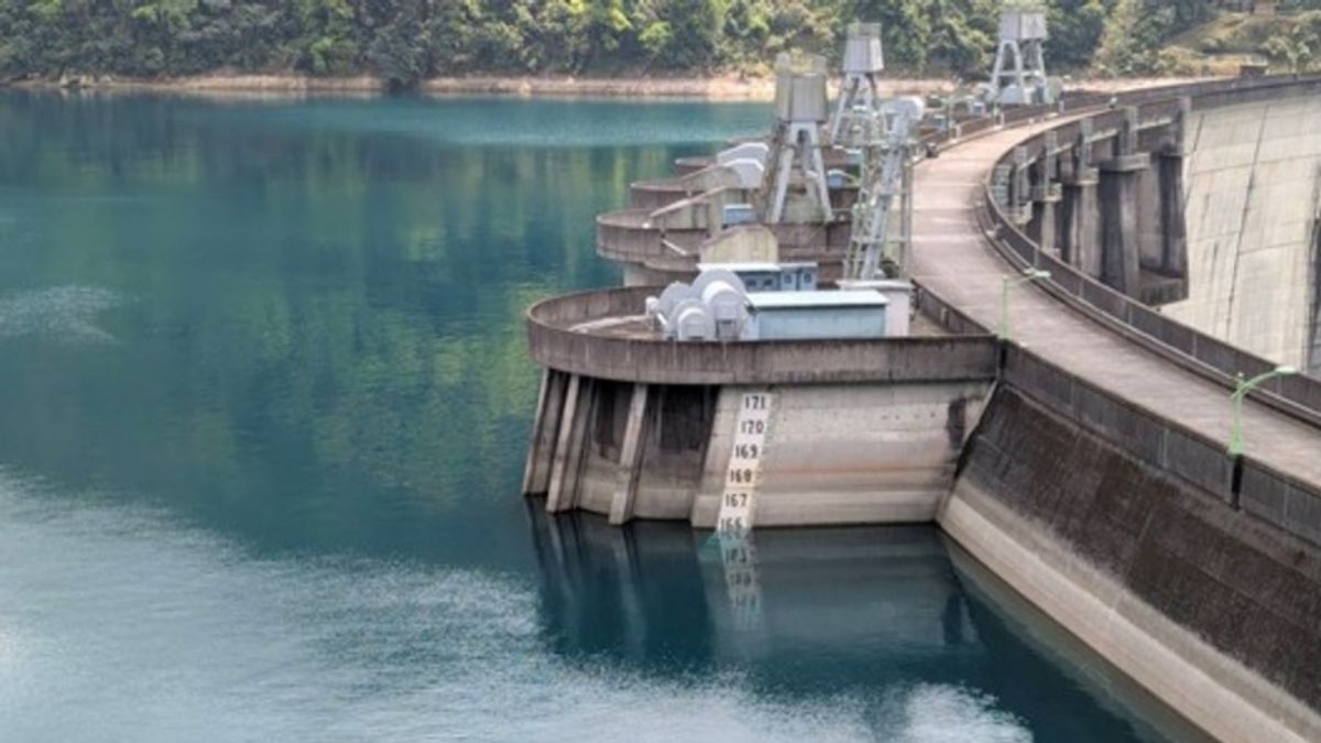 翡翠水庫救發電,5億噸水放海流?翡水、台電爭議一次看懂