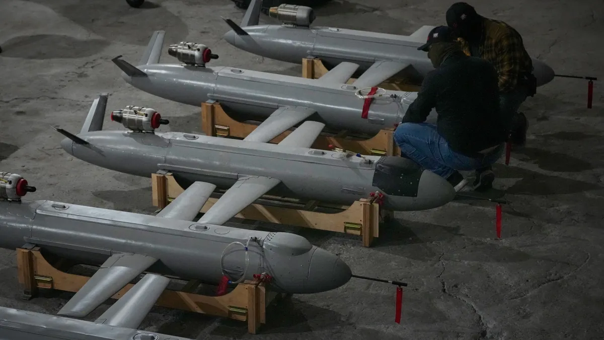 世界主要國家投入的早已不只是「空中無人機」,而是完整的「無人系統生態系」。(資料照,美聯社)
