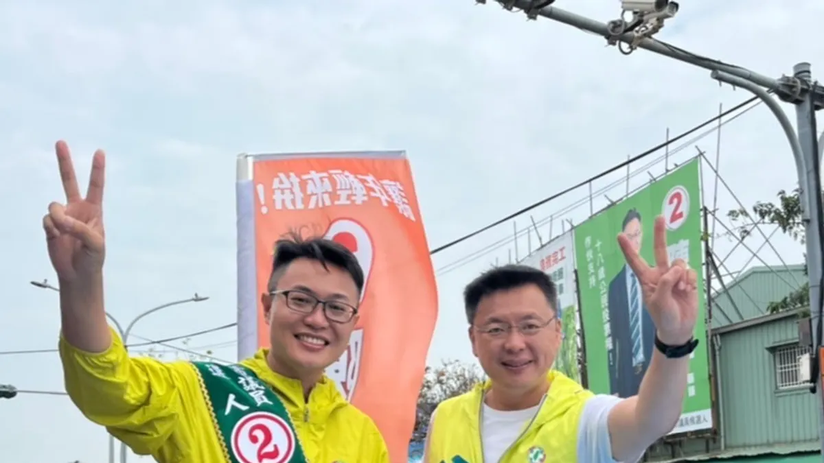 立法委員趙天麟前進台南,相挺湧言府城戰將、民進黨議員候選人陳皇宇、陳金鐘。(圖/湧言會提供)