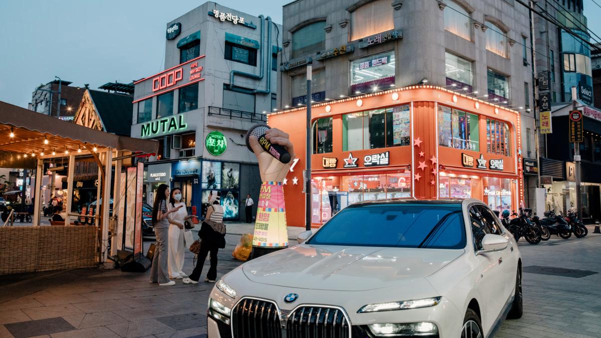 華爾街日報》AI熱潮點燃亞洲股市,暴富效應吸引計程車司機甚至孩童入場