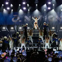 浜崎あゆみ。(嘉茂雅之、三友鉄也、新江周平撮影) 浜崎あゆみ。(嘉茂雅之、三友鉄也、新江周平撮影)