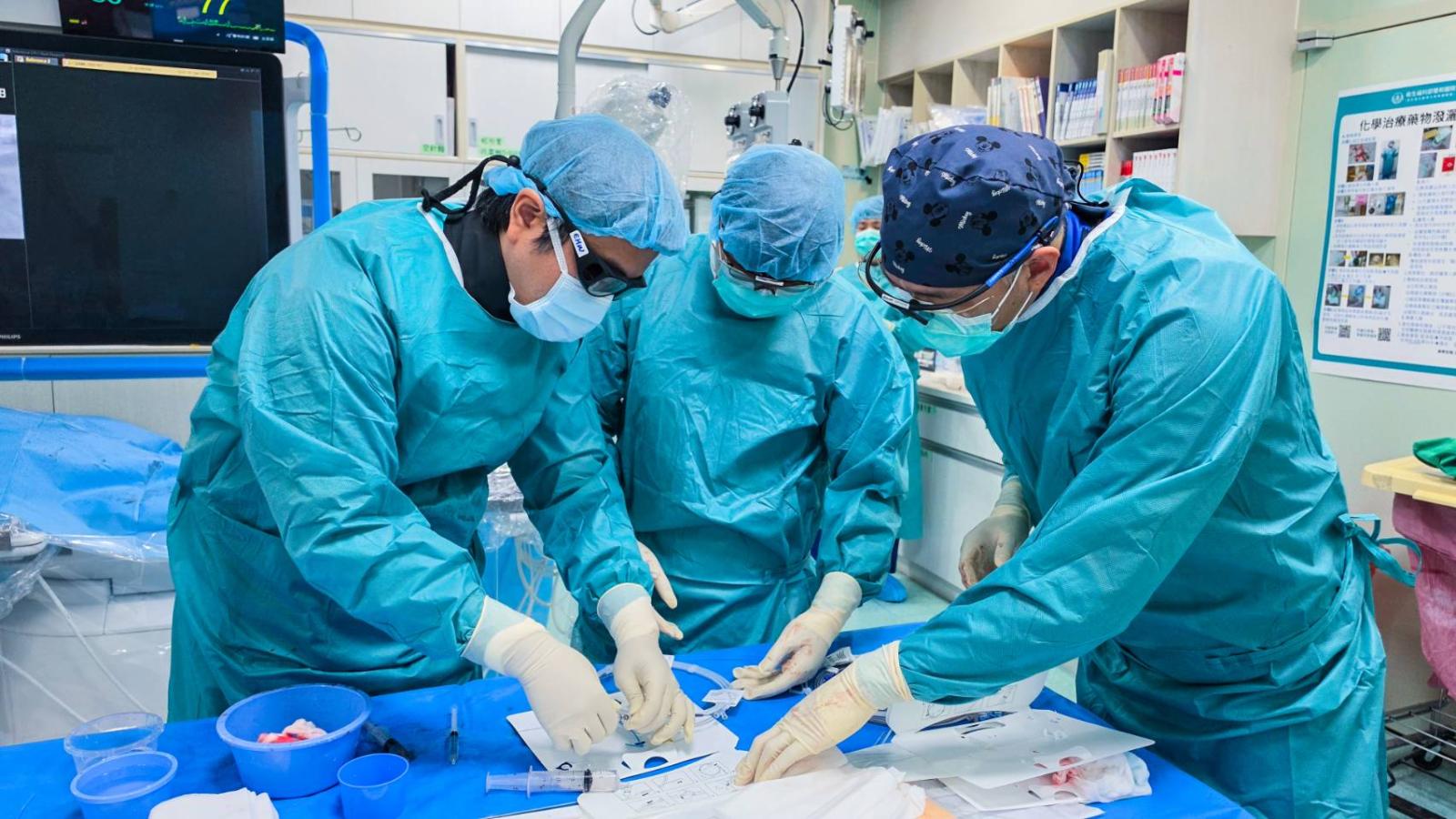 腫瘤達7.6公分!乳癌肝轉移也不放棄 雙和醫院接力治療助抗癌