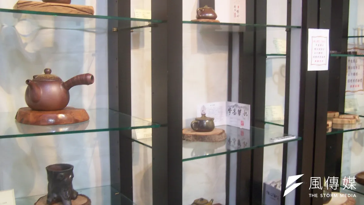 「墨逸陶喜聯展」開幕。(圖/許占鳳攝)