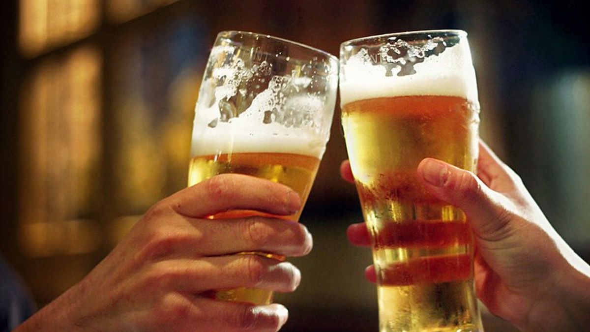 精釀啤酒千百種,相對應的知識非常多,掌握一些簡單的概念,讓你在酒吧成為眾人注目的焦點吧!(圖/U3144362@wikimedia commons) 精釀啤酒千百種,相對應的知識非常多,掌握一些簡單的概念,讓你在酒吧成為眾人注目的焦點吧!(圖/U3144362@wikimedia commons)