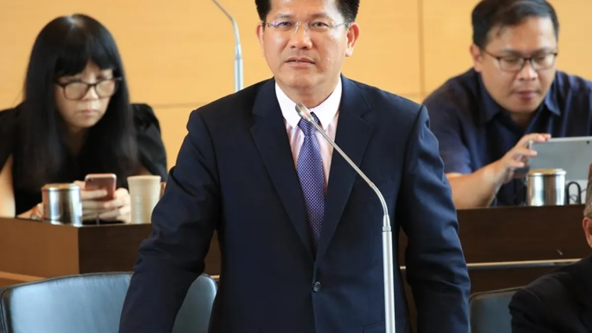 台中市長林佳龍,認為台中發展正在起步,若限電將造成十分嚴重的影響。(台中市政府提供)