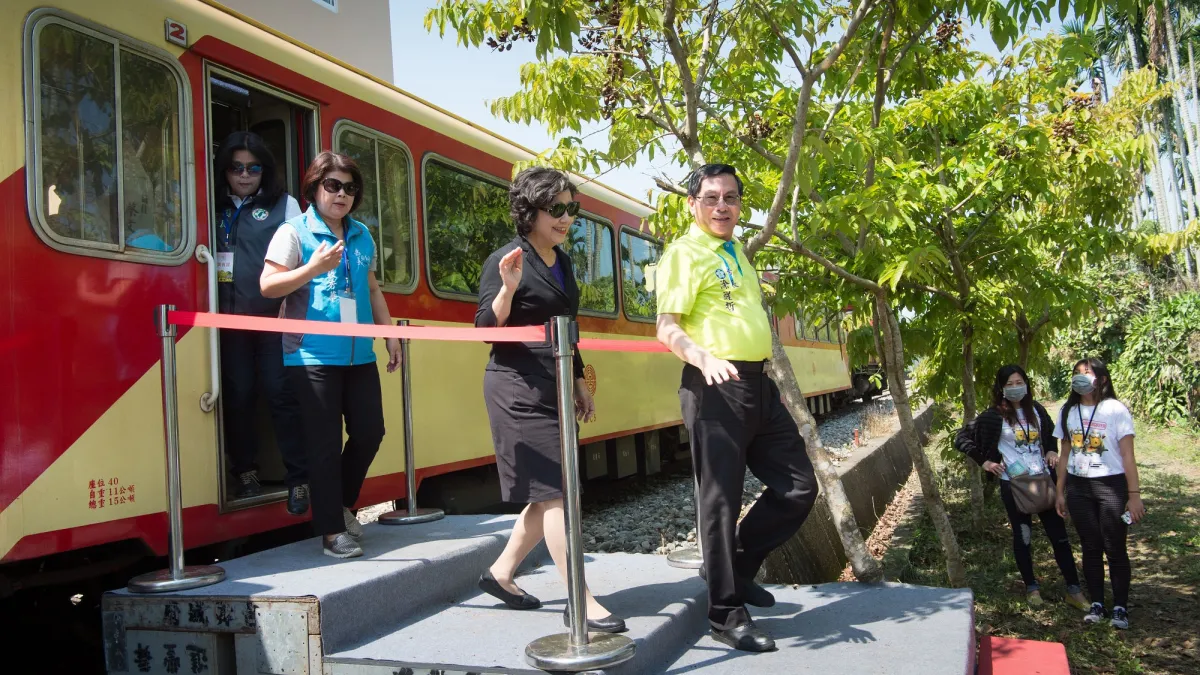 森鐵首度停靠圓林仔 搭鐵路賞桐花最浪漫