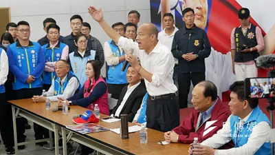 國民黨總統參選人韓國瑜(見圖)粉絲團「倒戈」,批韓為草包且沒有涵養,將全力支持總統蔡英文。(資料照,潘維庭攝)