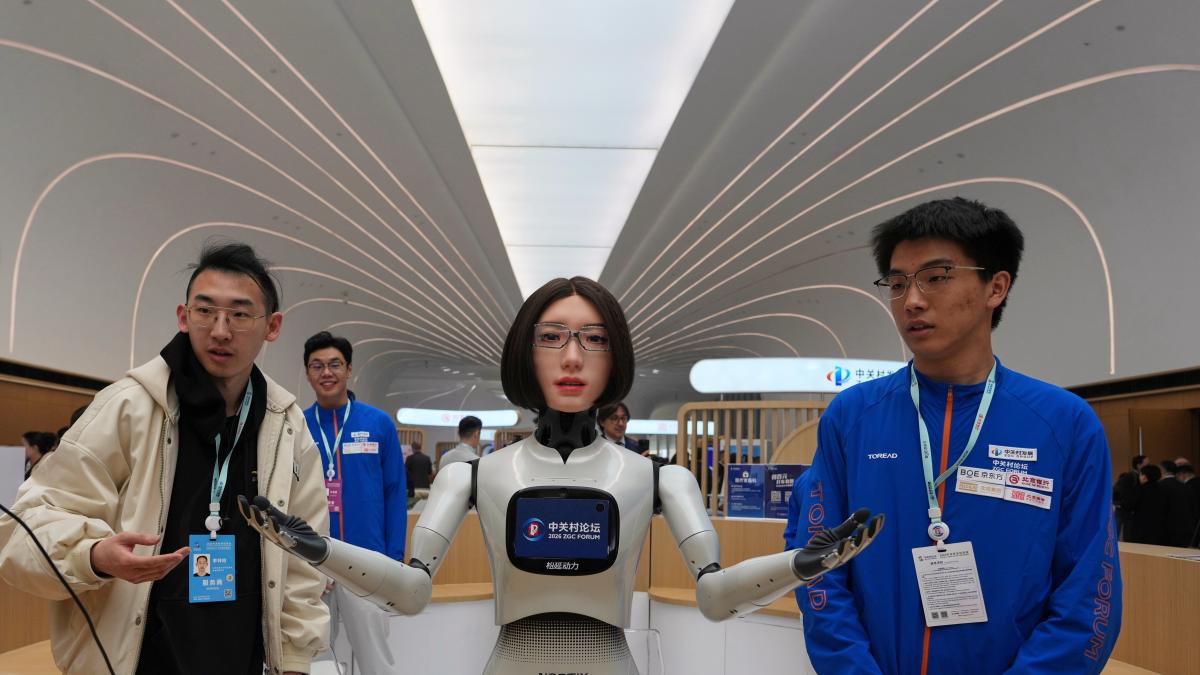 金融熱議》中國AI掉隊已經是事實?香港科技指數上半年重挫19%,但為何這樣想是錯的!