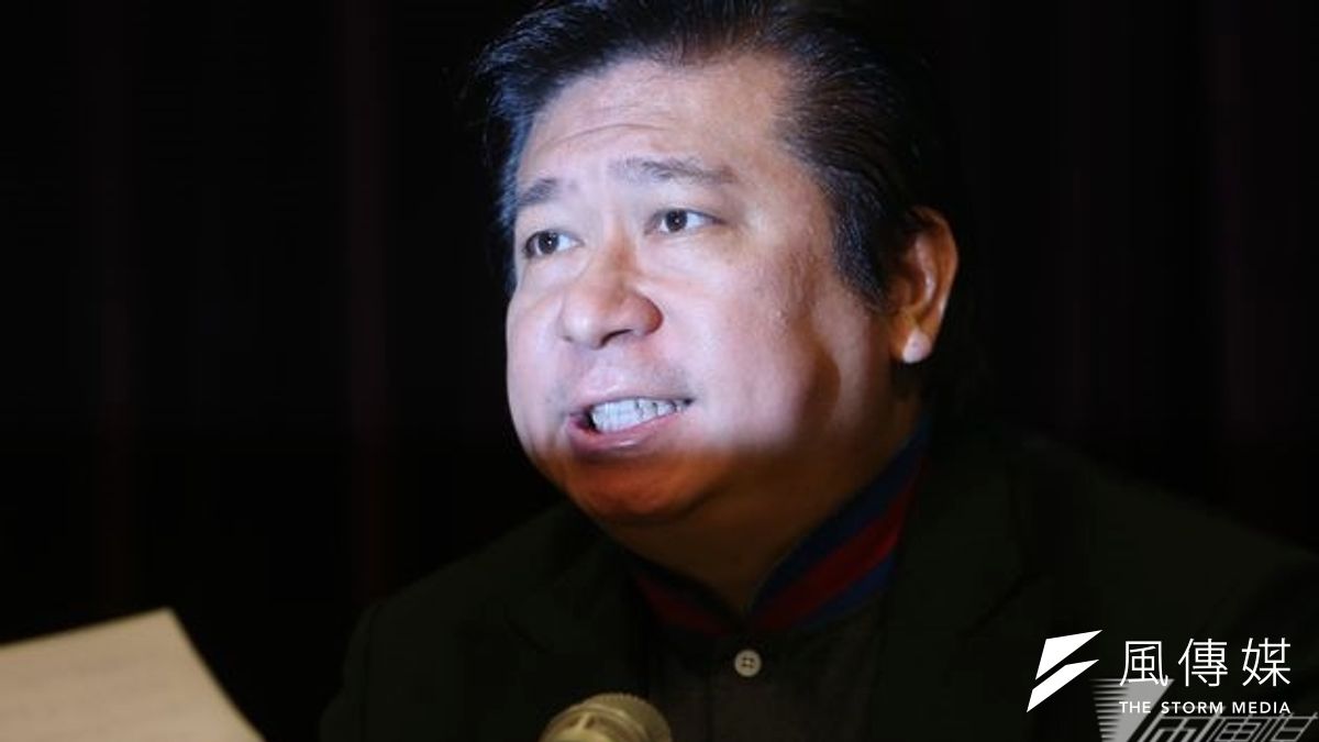 前陸委會副主委張顯耀從涉嫌外患罪到洩露國家機密罪,馬政府急於入人於罪的鬥爭手法,已與南明相去不遠。(張顯耀/吳逸驊攝) 前陸委會副主委張顯耀從涉嫌外患罪到洩露國家機密罪,馬政府急於入人於罪的鬥爭手法,已與南明相去不遠。(張顯耀/吳逸驊攝)