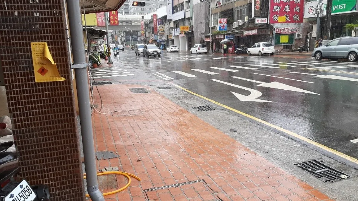台中市東山路附近在完成排水設施改善工程之後,今年5月下旬無再通報淹水情形。(圖/台中市政府提供)
