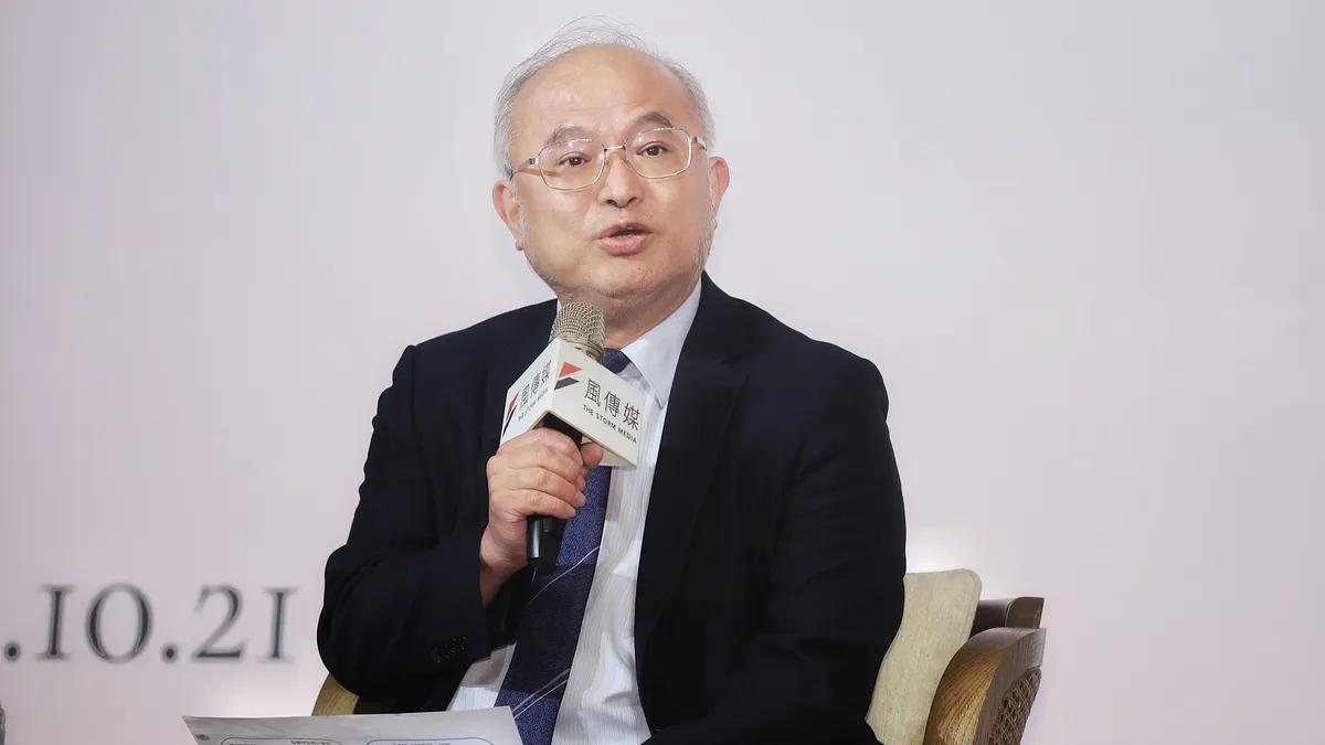 台大醫學院院長吳明賢(圖中人物)等人號召企業界捐款,獲得熱烈回響。(資料照,柯承惠攝) 台大醫學院院長吳明賢(圖中人物)等人號召企業界捐款,獲得熱烈回響。(資料照,柯承惠攝)