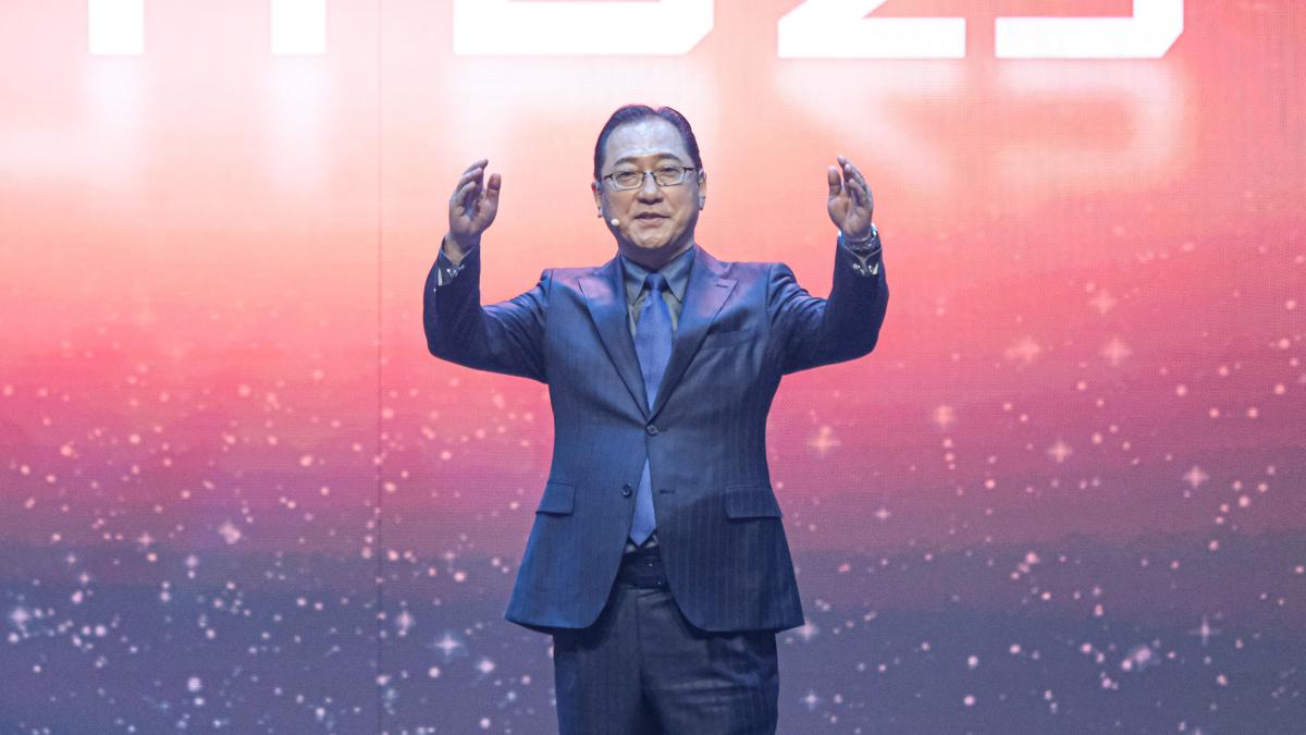 鴻海預言2040迎「全自動駕駛」時代!電動車策略長:未來孩子甚至不知道駕照是什麼