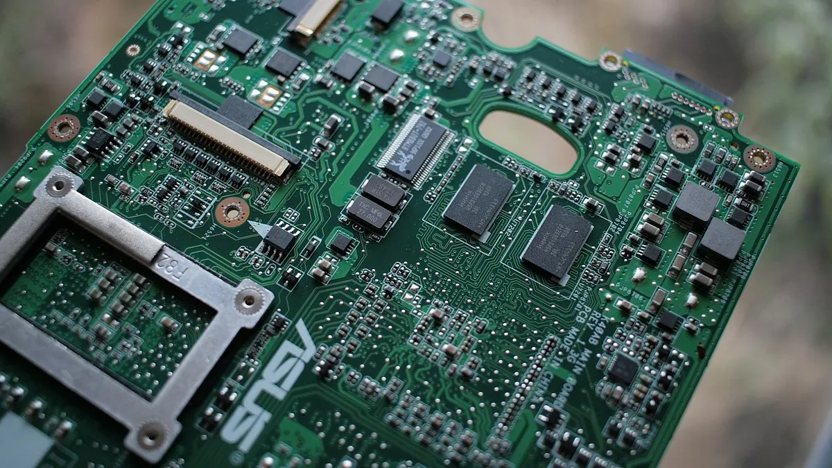 半導體業缺工問題存在已久。(示意圖/取自免費圖庫pixabay)