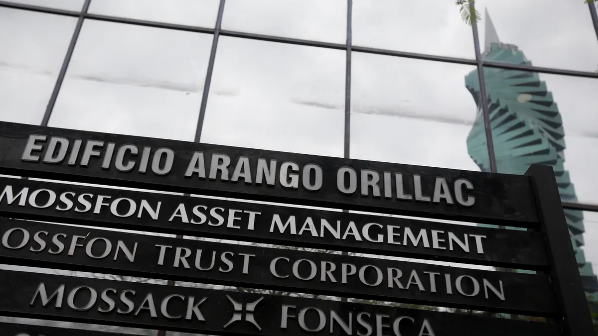 巴拿馬文件的源頭,「莫薩克馮賽卡」法律事務所(美聯社)