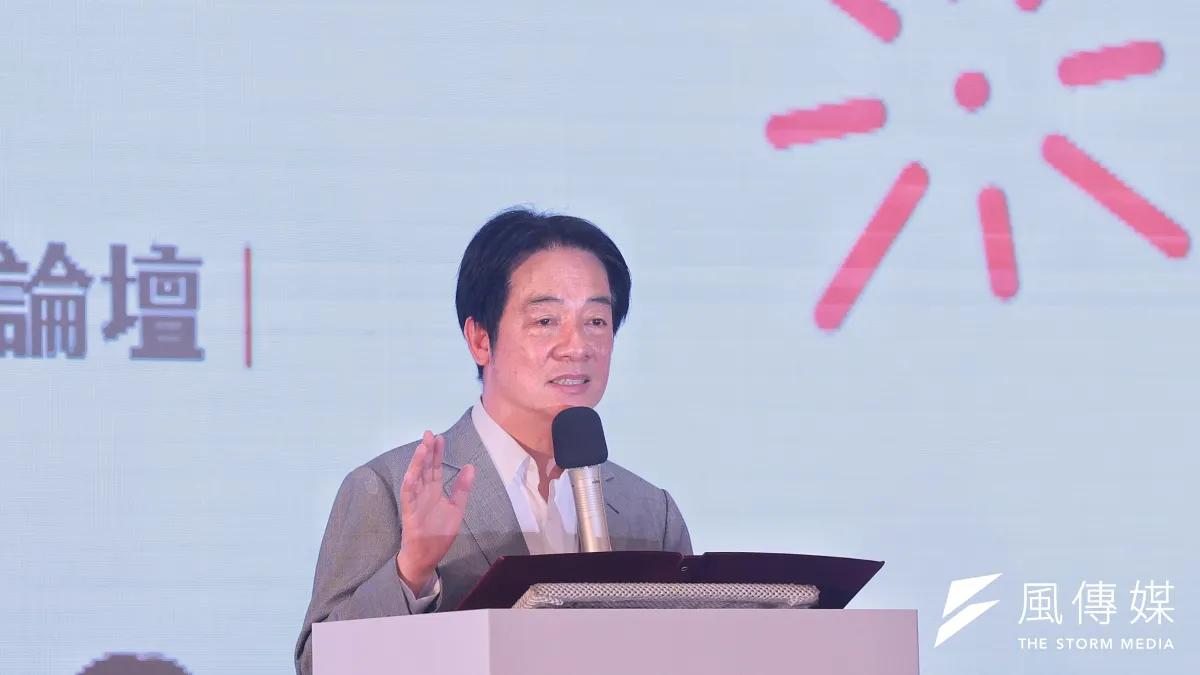 今日熱門新聞一次看。(柯承惠攝)