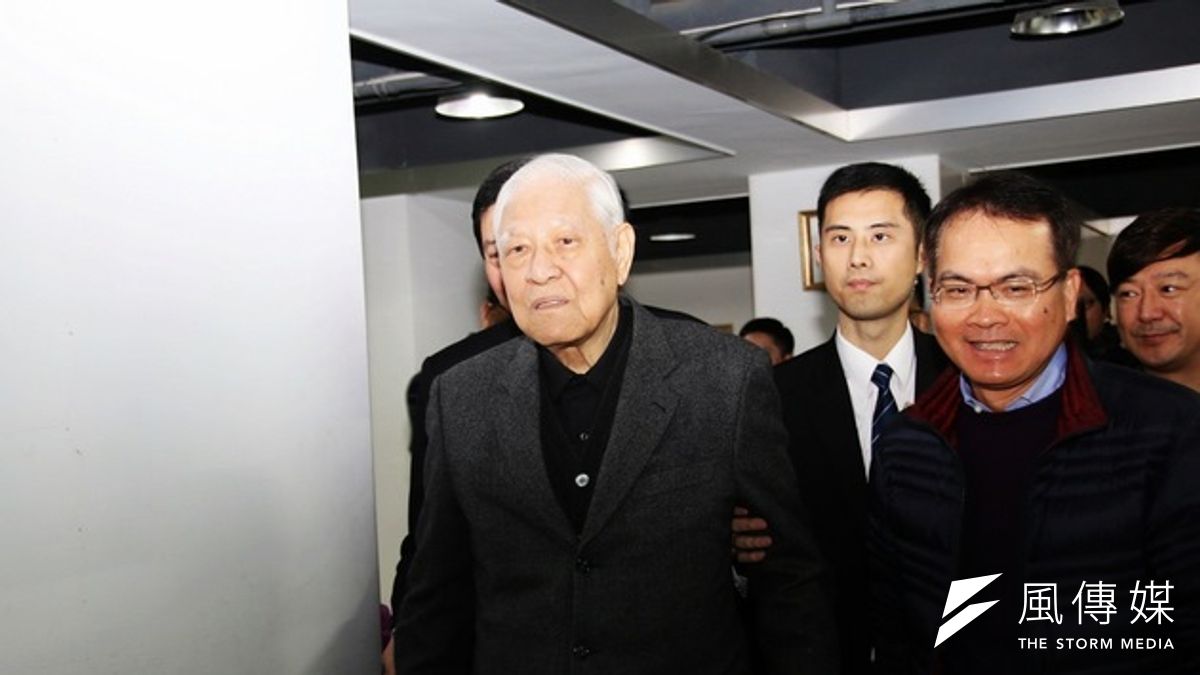 前總統李登輝3日接受主持人鄭弘儀專訪,談修憲議題。(李登輝辦公室提供) 前總統李登輝3日接受主持人鄭弘儀專訪,談修憲議題。(李登輝辦公室提供)