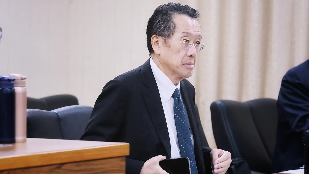 國防部長顧立雄1日至立法院備詢。(柯承惠攝) 國防部長顧立雄1日至立法院備詢。(柯承惠攝)