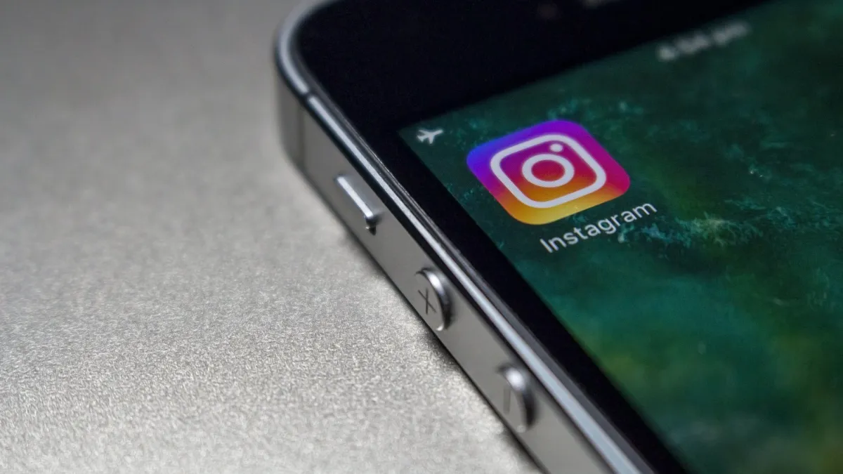 Instagram「限時動態」功能於2016年推出,內容只會留存在頁面上24小時,但消失的限動去了哪裡呢?(示意圖/取自Pexels)