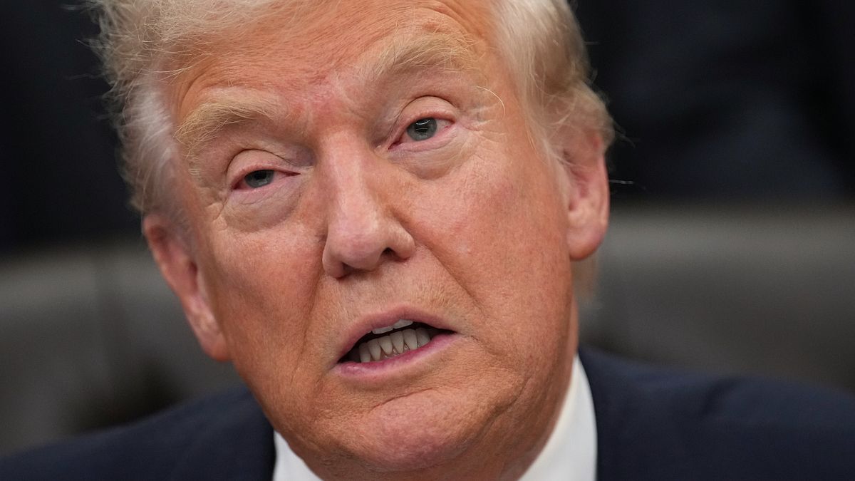 川普與李在明同意研議制度調整,顯示美方極可能正式把造艦任務外移至盟國。(美聯社) 川普與李在明同意研議制度調整,顯示美方極可能正式把造艦任務外移至盟國。(美聯社)