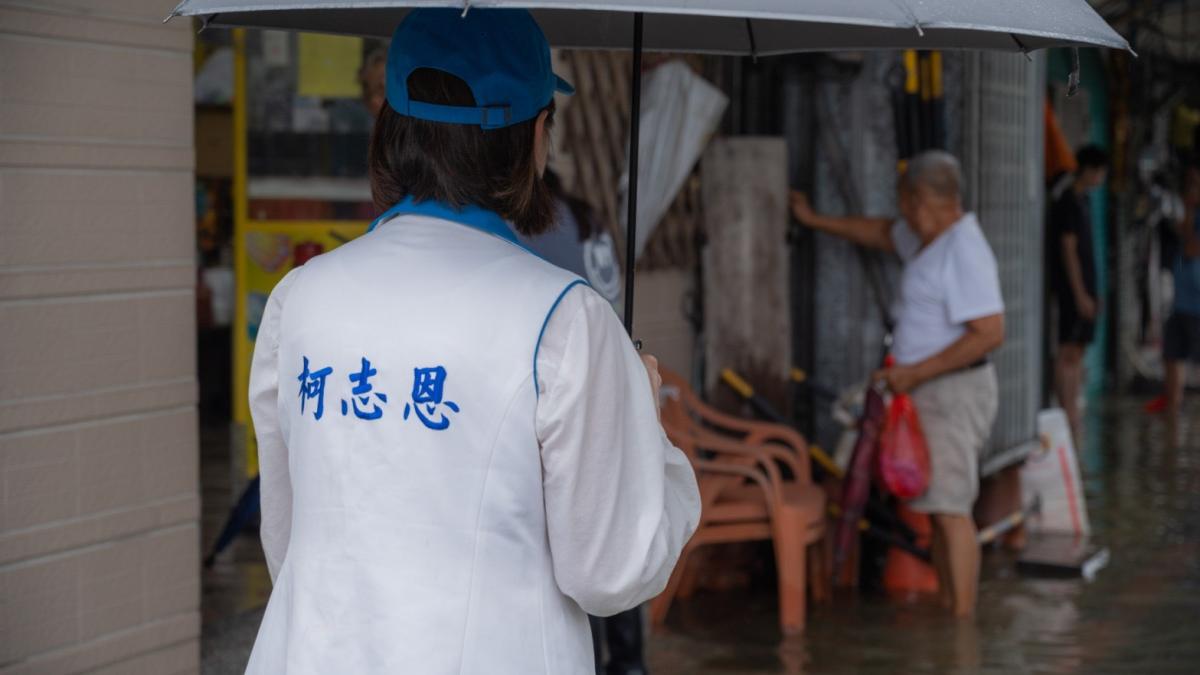 高雄豪雨災情頻傳!柯志恩勘查岡山、茄萣災情 籲加速治水建設、擴大水閘門補助