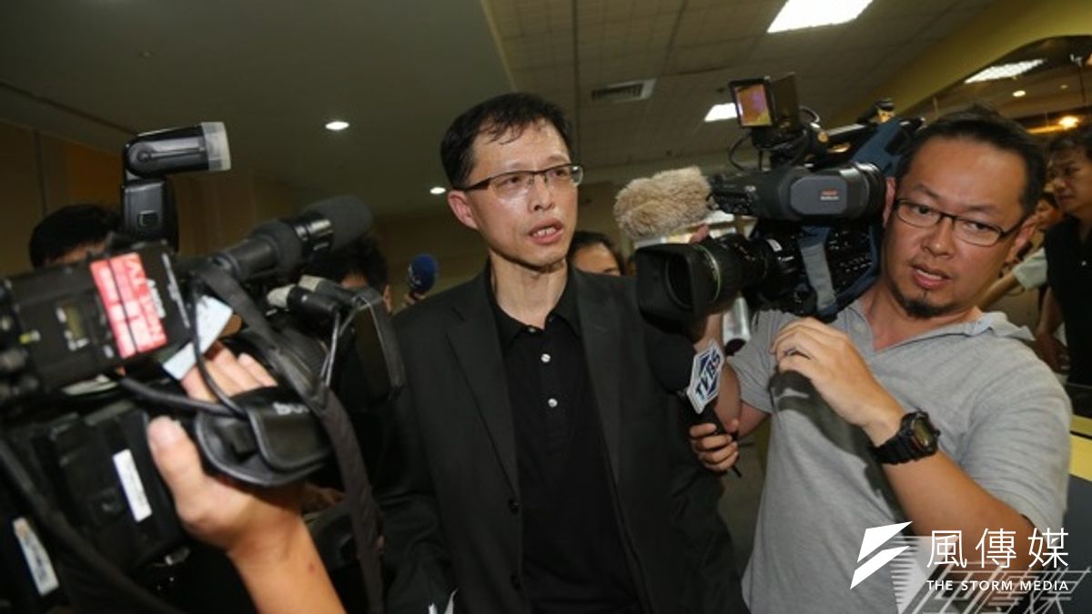 榮化9日宣布提供30億元的資產作擔保,作為對氣爆事件求償賠償用。圖為榮化董事長李謀偉。(資料照片,吳逸驊攝) 榮化9日宣布提供30億元的資產作擔保,作為對氣爆事件求償賠償用。圖為榮化董事長李謀偉。(資料照片,吳逸驊攝)