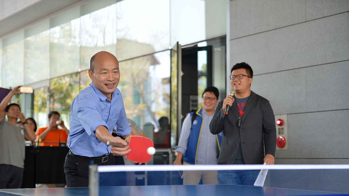 高雄市長韓國瑜9日行程滿檔,白天先是和桌球國手莊智淵PK,深夜也即將展開搭機,展開10天的訪美行程。(資料照,高雄市政府提供) 高雄市長韓國瑜9日行程滿檔,白天先是和桌球國手莊智淵PK,深夜也即將展開搭機,展開10天的訪美行程。(資料照,高雄市政府提供)