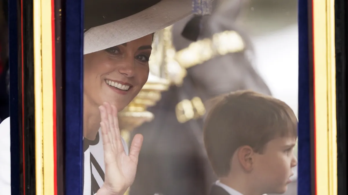 2024年6月15日,英國凱特王妃(Catherine Princess of Wales)出席倫敦市中心舉行的皇家閱兵儀式(Trooping the Colour),這是她接受腹部手術發現罹癌以來首次露面。(美聯社)