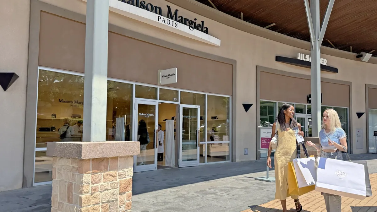 Easier Access to Korea's Leading Premium Outlets: Shinsegae Simon Expands Transportation and Services for International Visitors