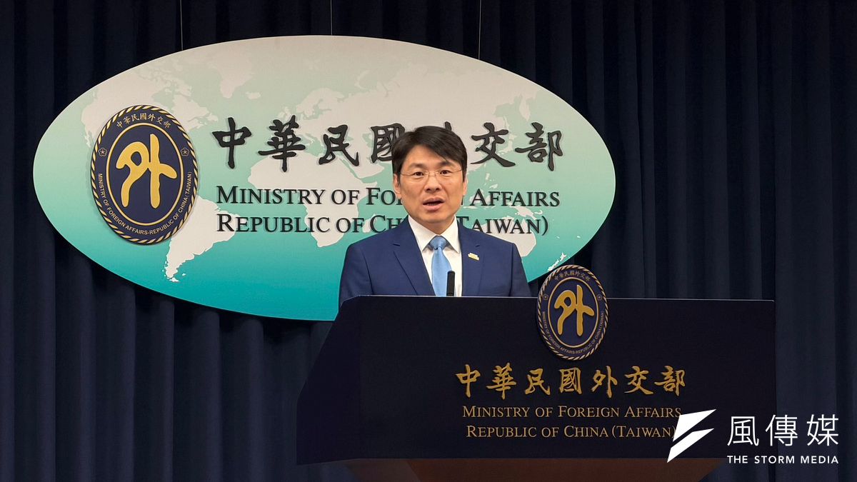 台湾外交部の報道官、蕭光偉氏が中国の発言に対応する。(写真/鍾秉哲撮影) 台湾外交部の報道官、蕭光偉氏が中国の発言に対応する。(写真/鍾秉哲撮影)